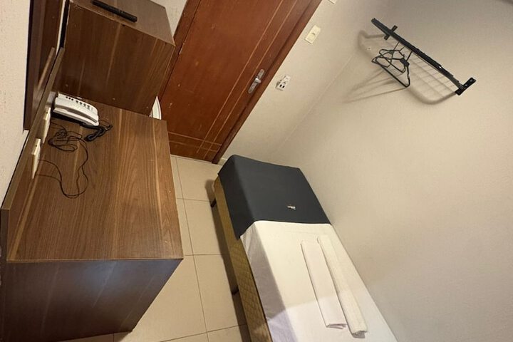 Room 8 of 46