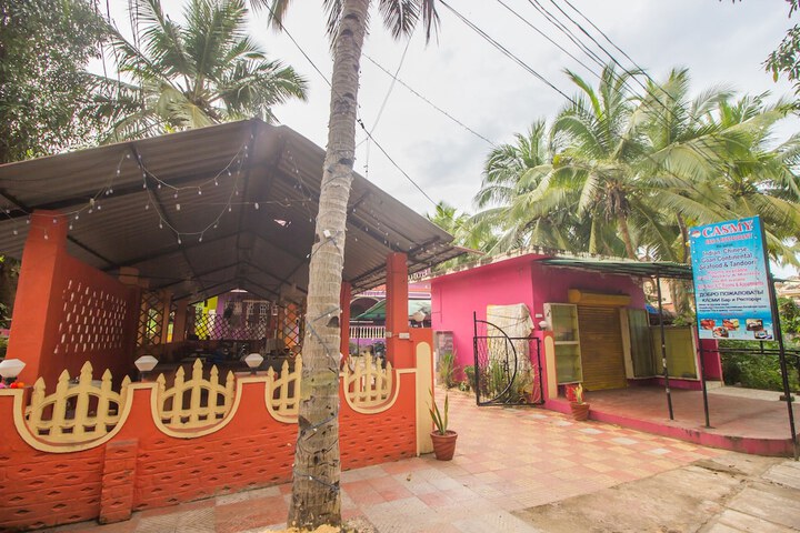 OYO 22067 HOME COZY 1BHK NEAR CARMONA BE