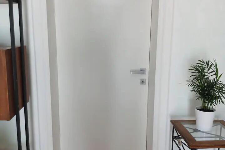 Room 5 of 7