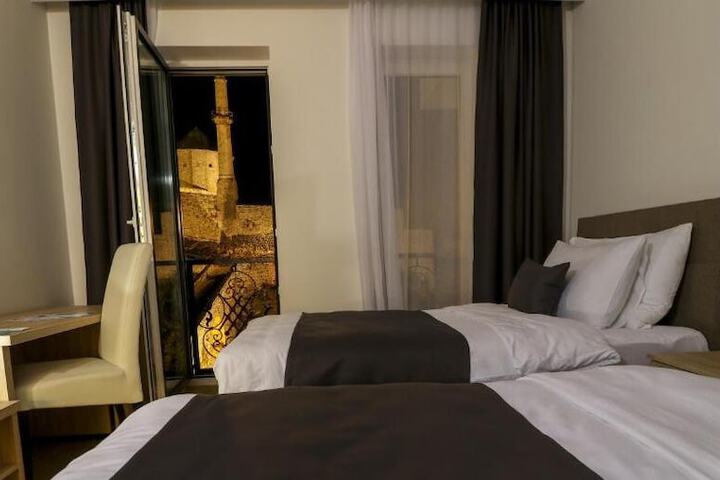 Room 11 of 55
