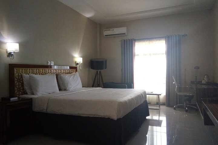 Room 5 of 39