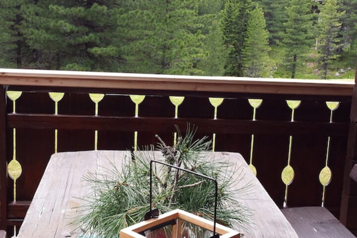 Sundeck 54 of 63