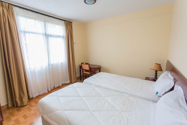 Room 4 of 44