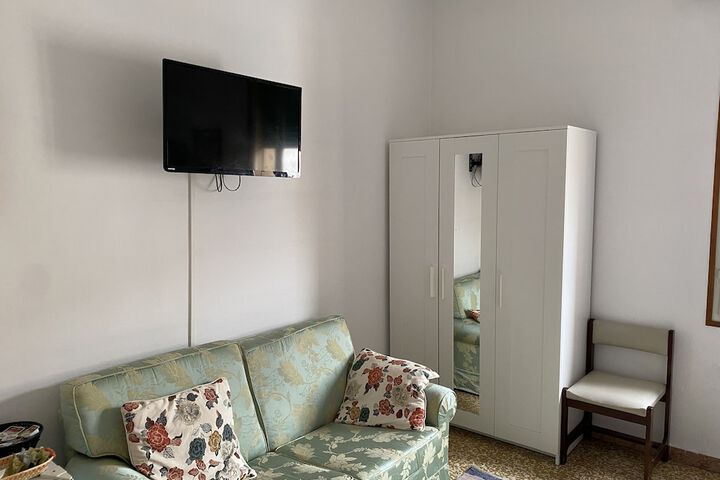 Room 14 of 43