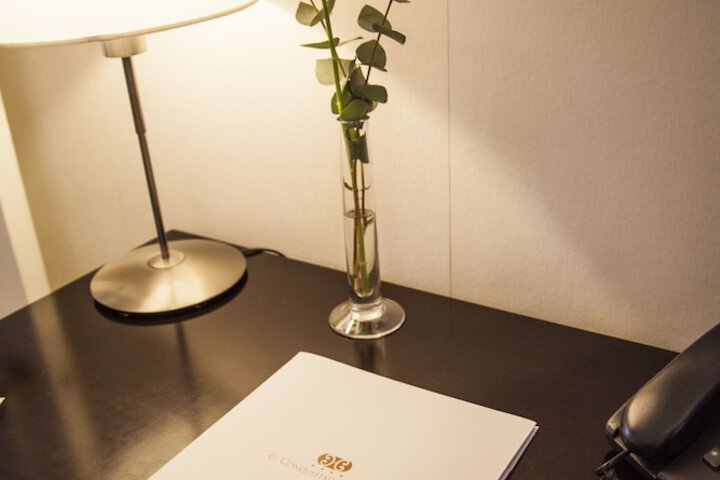 In-room business center