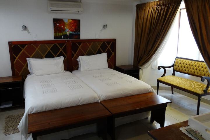 Room 11 of 54