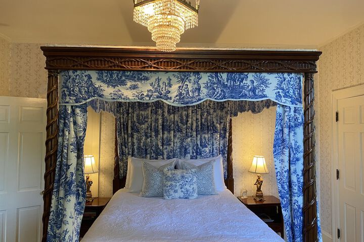 Room 62 of 384