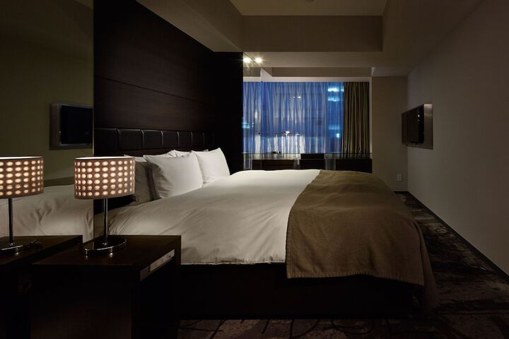 Room 6 of 52