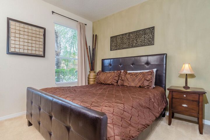 Room 11 of 195