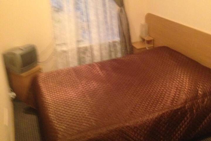 Room 15 of 31