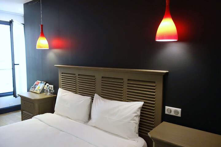 Room 46 of 90