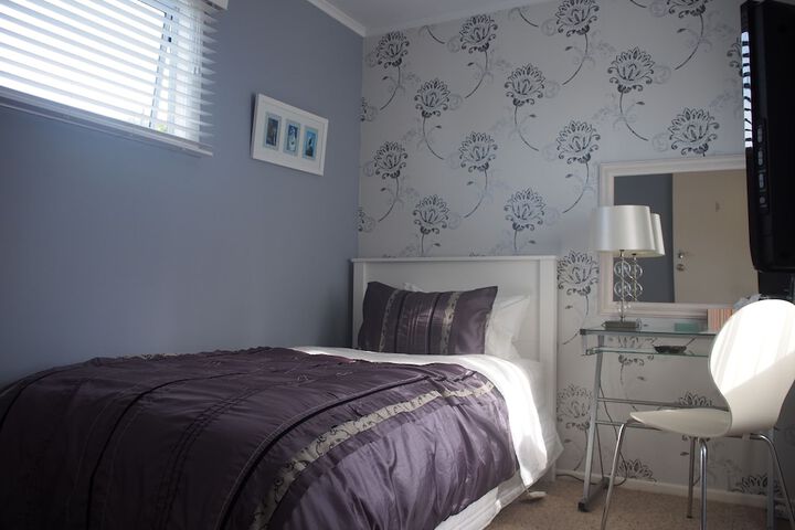 Room 3 of 37