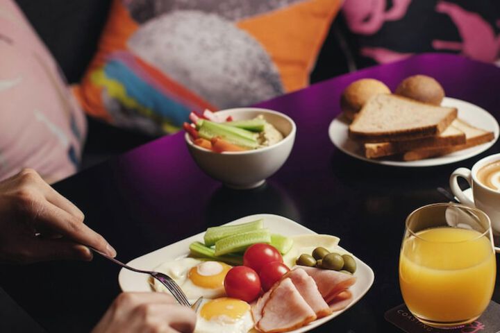 Breakfast/Coffee Service 56 of 75