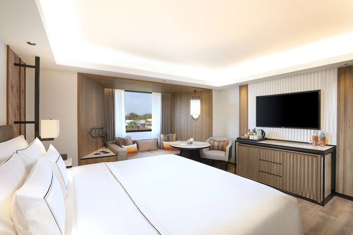 Room 18 of 91