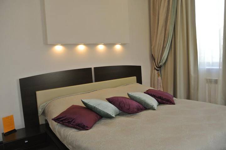 Room 19 of 37
