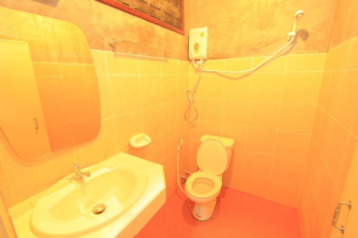 Room 16 of 71