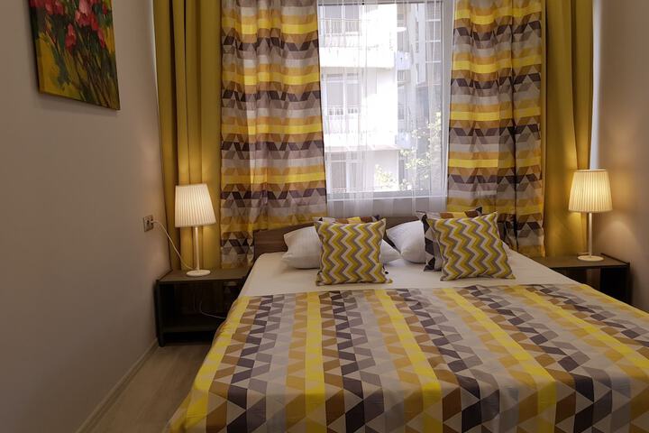 Room 5 of 89