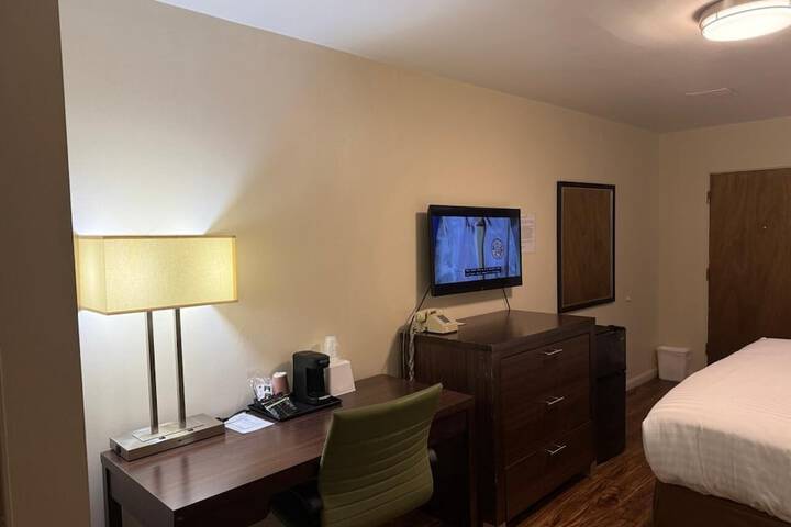 Room 13 of 46