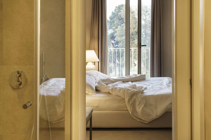 Room 21 of 35