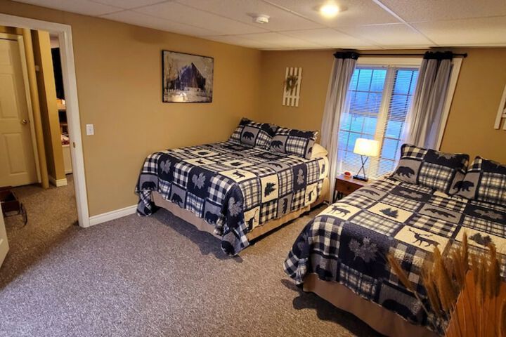 Room 25 of 38