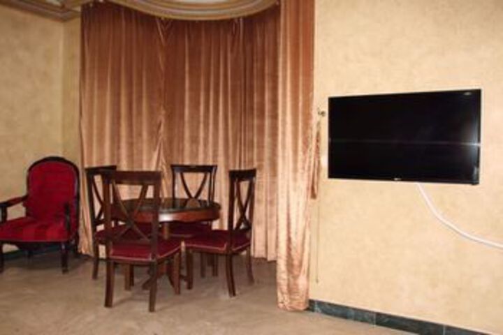 Room 35 of 49