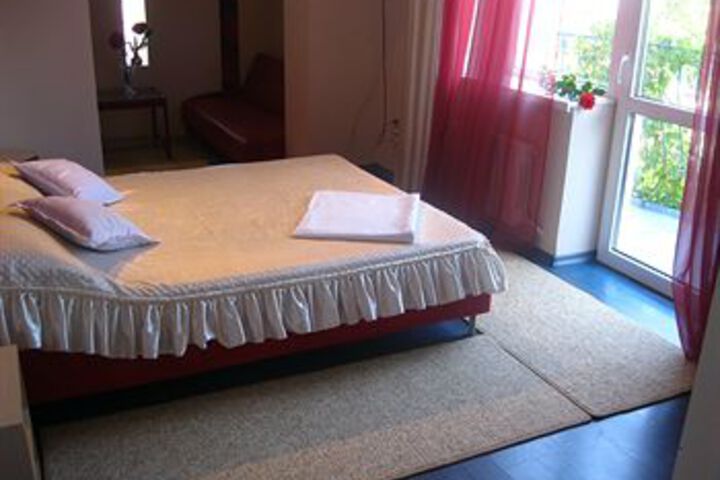Room 14 of 44
