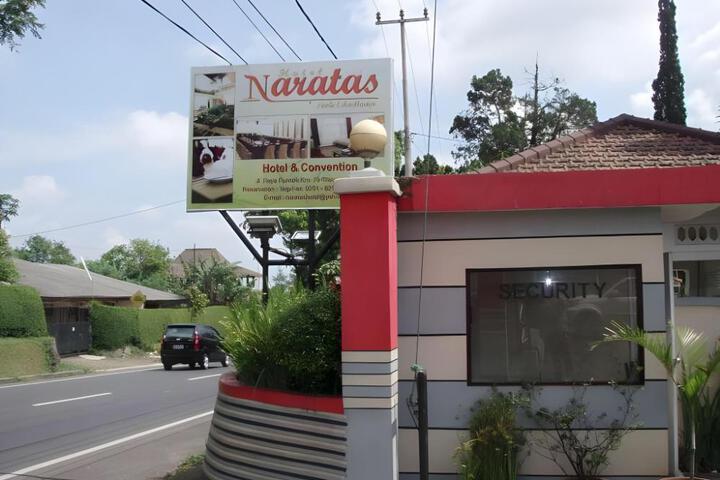 Naratas Hotel