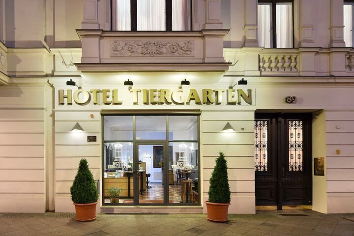 Hotel 66 of 68
