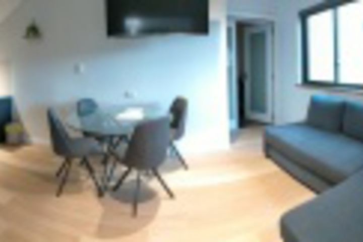 Room 222 of 420
