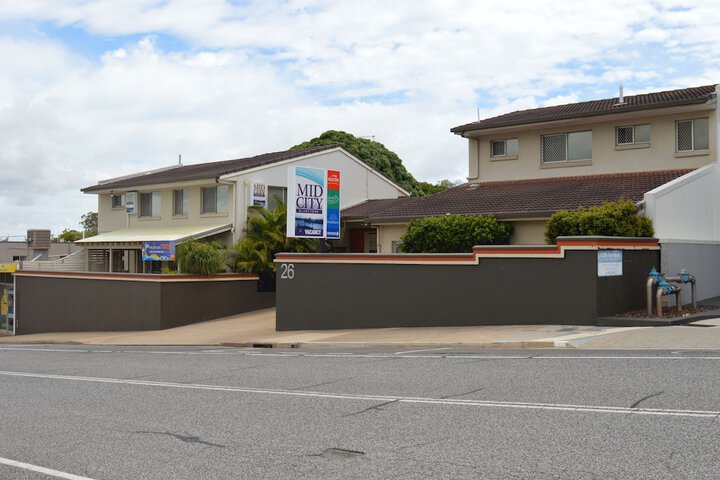 Mid City Motor Inn in Gladstone