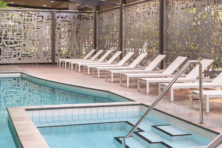 Pool Hotel