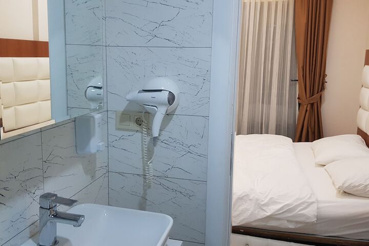 Room 20 of 25