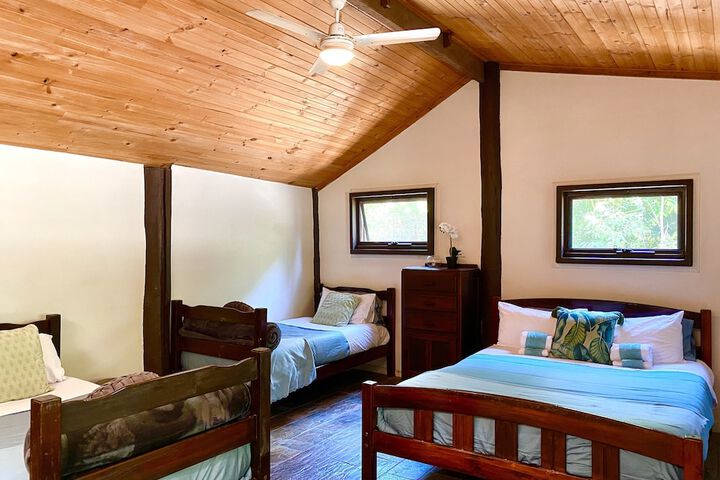 Room 43 of 114