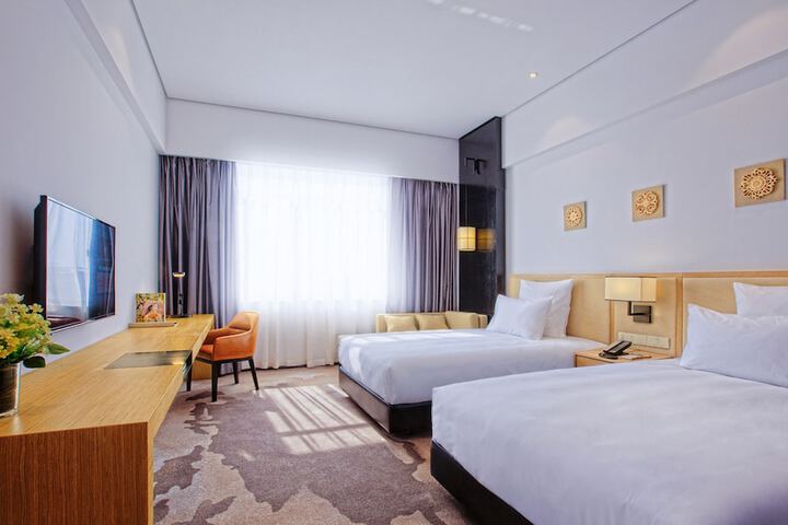 Room 3 of 19