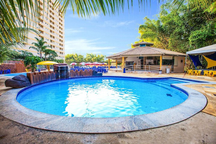 Hotel Pool