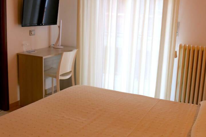 Room 42 of 63