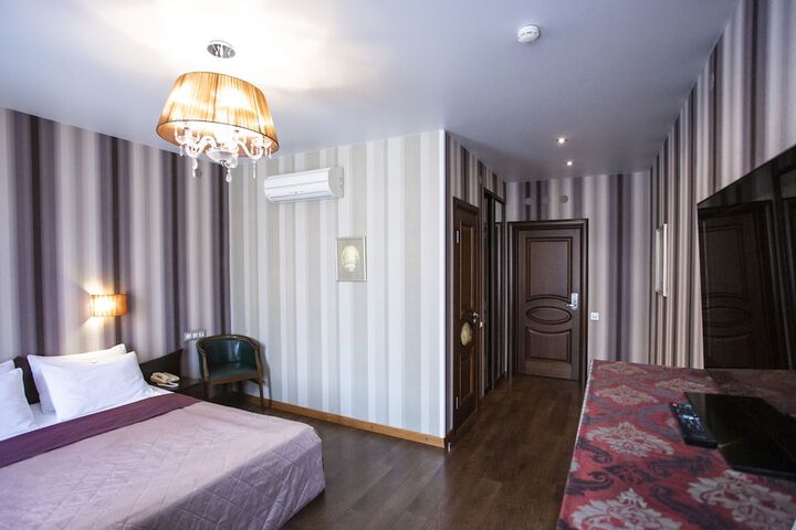Room 22 of 52