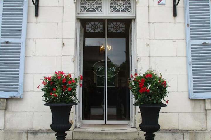 Hotel 64 of 65