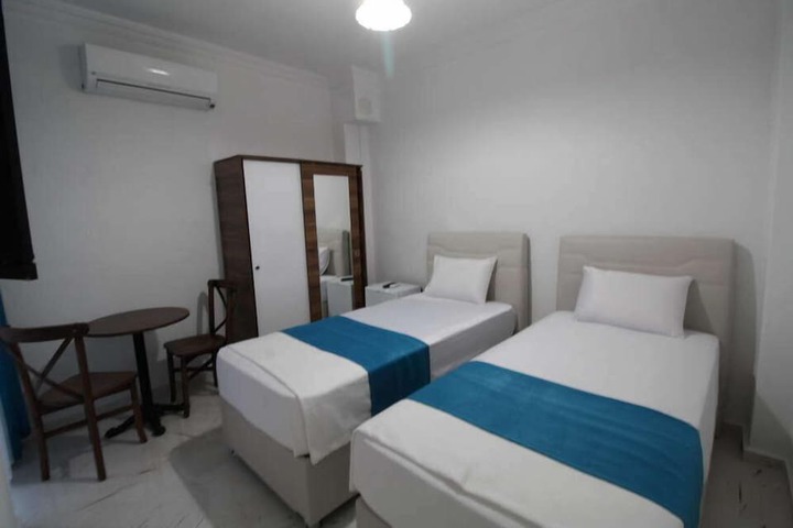 Room 3 of 18