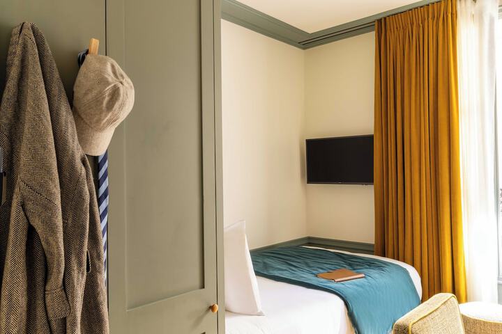 Room 14 of 47