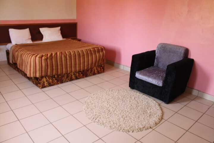 Room 4 of 22