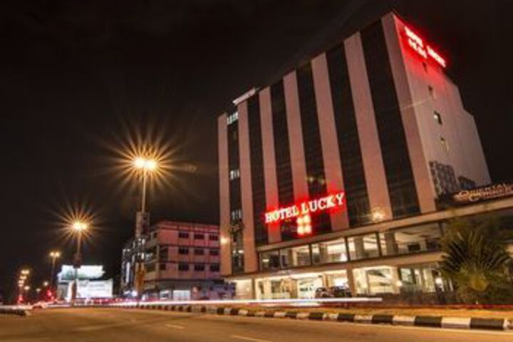 Lucky Hotel