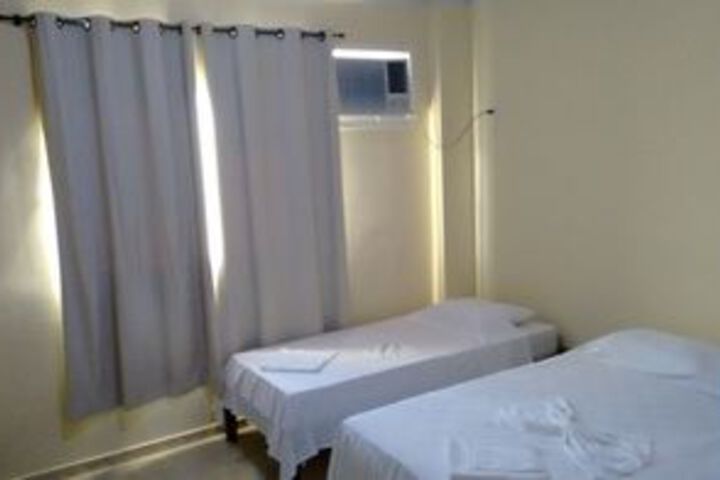 Room 9 of 19