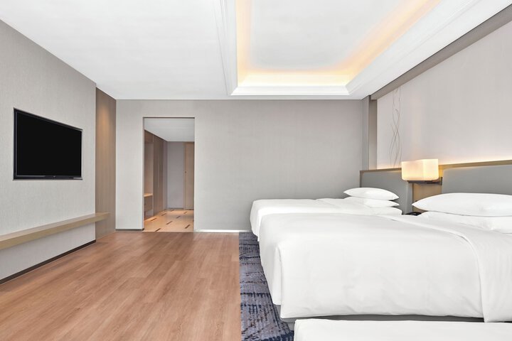 Room 16 of 52