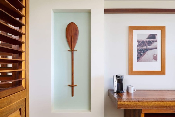 Room 42 of 183