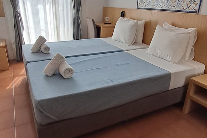 Room 54 of 157
