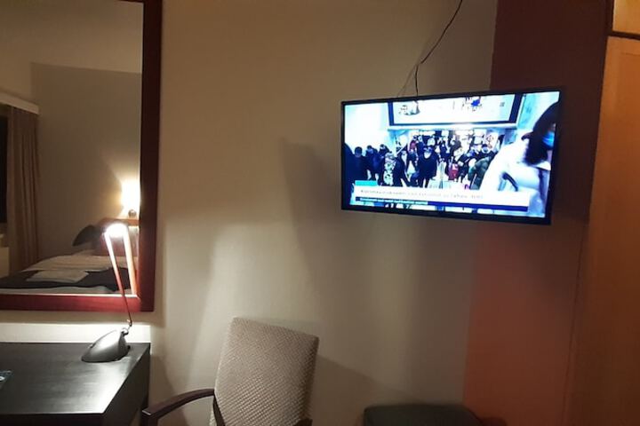 Room 17 of 22