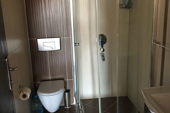 Room 20 of 26