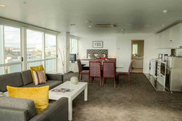 Room 30 of 67