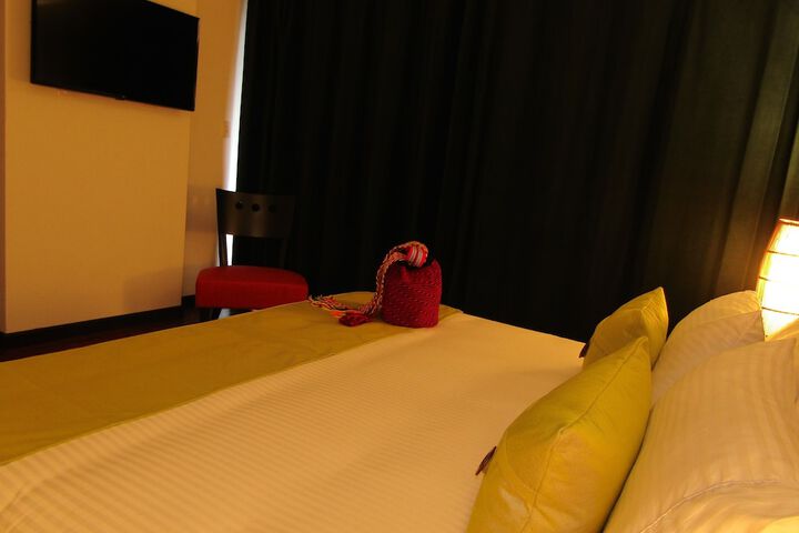 Room 5 of 23